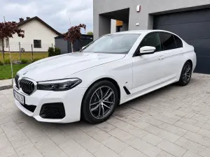 BMW 5 Series G30/G31 520d xDrive MHEV M Sport sport 2022