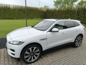Jaguar F-Pace 25t AWD Portfolio 2019