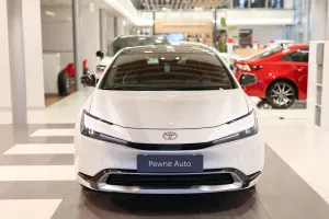 Toyota Prius IV 2025