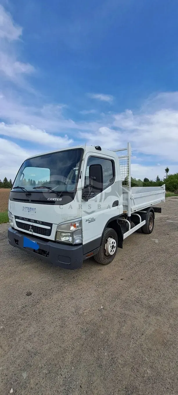 Mitsubishi Fuso Canter 2011
