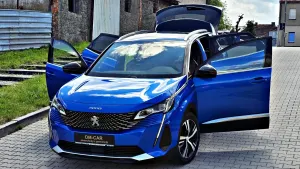 Peugeot 3008 II 1.6 PureTech Hybrid4 PHEV GT Pack S&S EAT8 2021