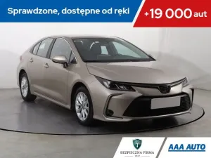 Toyota Corolla Seria E16 2022