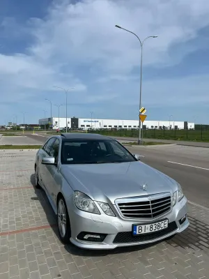 Mercedes-Benz E W212/W207 300 CDI DPF BlueEFFICIENCY 7G-TRONIC Avantgarde 2010