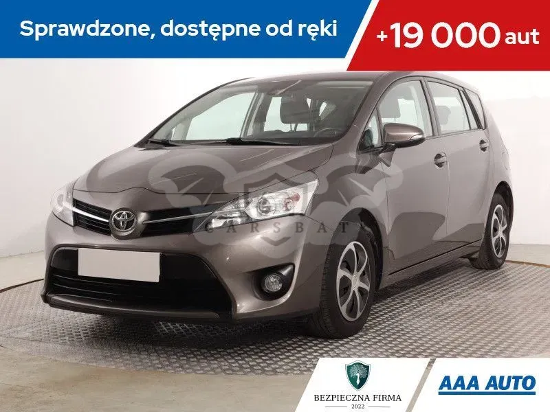 Toyota Verso 2016