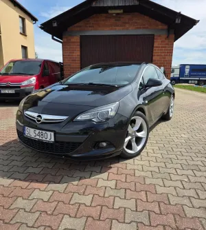 Opel Astra J 1.4 Turbo ecoFLEX Start/Stop 2011