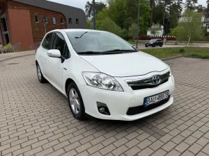Toyota Auris I 1.8 HSD Luna 2012