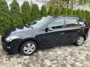 Hyundai i30 II i30cw 1.4 Edition 20 2011