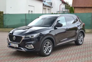MG EHS Luxury 2021