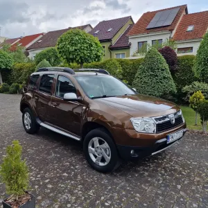 Dacia Duster I 1.6 16V 4x2 Prestige 2010