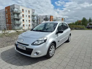 Renault Clio III 1.2 16V Dwudziestka Euro5 2010