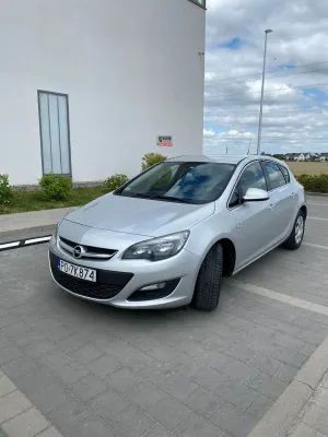 Opel Astra J 1.4 T Essentia EU6 2015