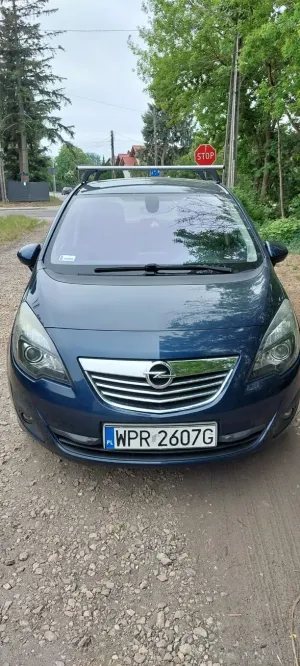 Opel Meriva II 1.4 T Cosmo 2010