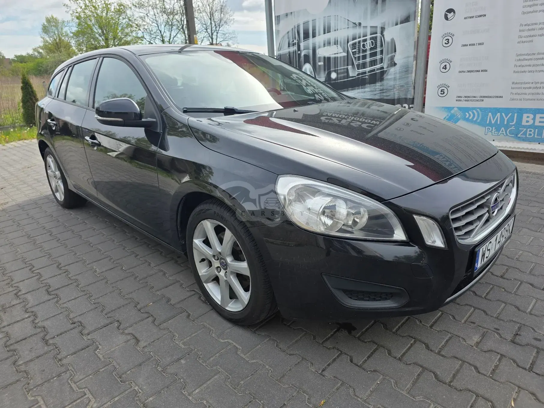 Volvo V60 I D3 Momentum 2013