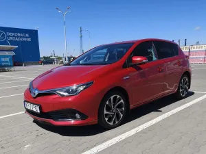 Toyota Auris II Hybrid 135 Comfort 2016