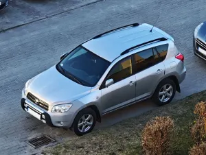 Toyota Rav4 III 2.2 D-4D Luna 2008