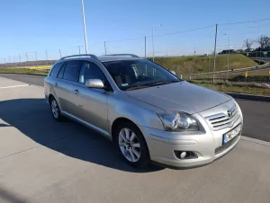 Toyota Avensis II 1.8 VVT-i Sol 2006