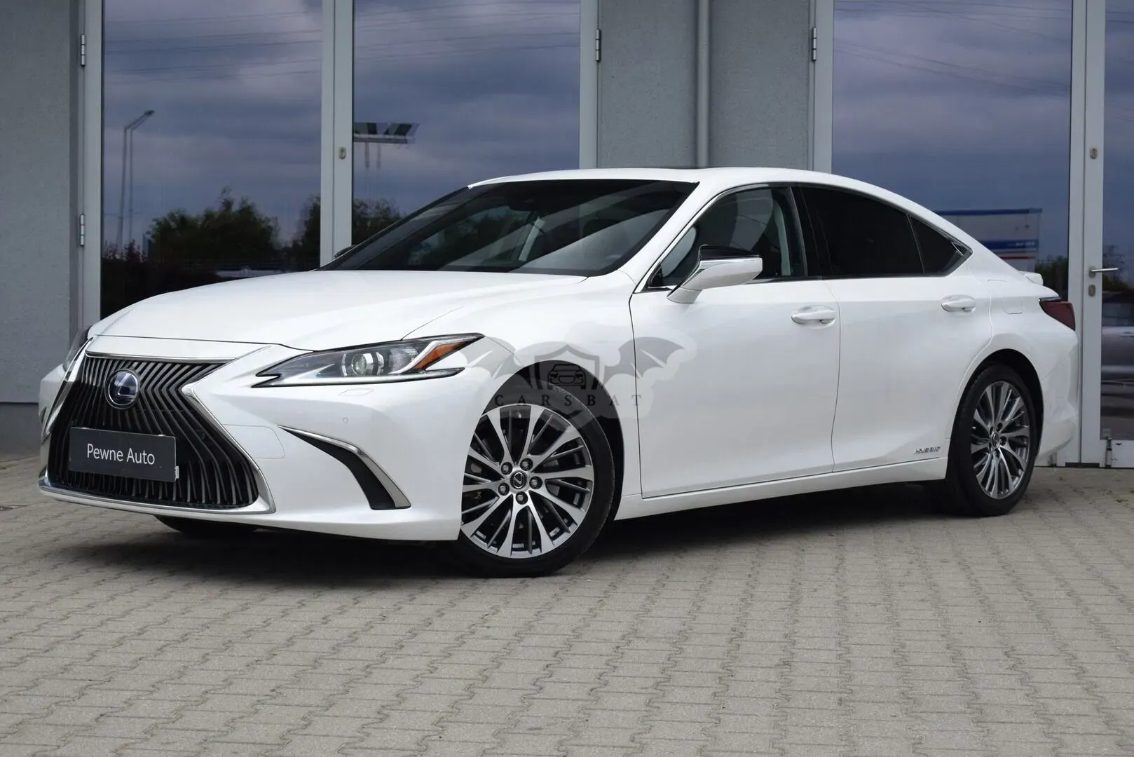 Lexus ES 2021