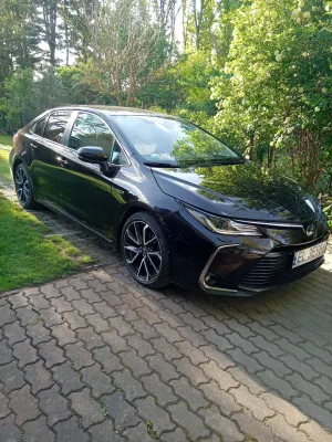 Toyota Corolla Seria E21 1.8 Hybrid GPF Executive 2019
