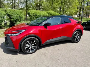 Toyota C-HR 1.2 T Style CVT 2024
