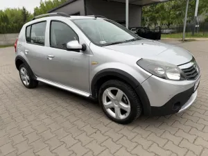 Dacia Sandero II Stepway2 1.5 dCi 2012