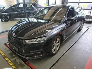 Skoda Octavia IV 2.0 TDI Sportline DSG 2023