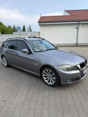 BMW 3 Series E90/E91/E92/E93 320d xDrive DPF Edition Fleet 2009