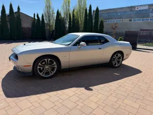 Dodge Challenger 5.7 R/T 2020