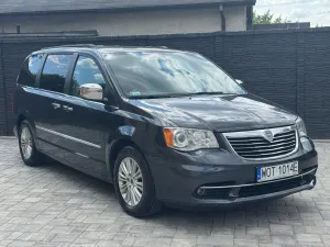 Lancia Voyager 3.6 Gold 2012
