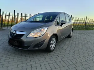 Opel Meriva I 1.4 Edition 150 2010