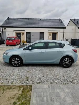Opel Astra J 1.7 CDTI DPF Cosmo 2010