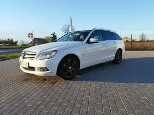 Mercedes-Benz C W204 180 CGI Automatik BlueEFFICIENCY Avantgarde 2010