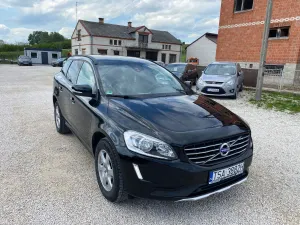 Volvo XC60 I D3 Geartronic Kinetic 2013