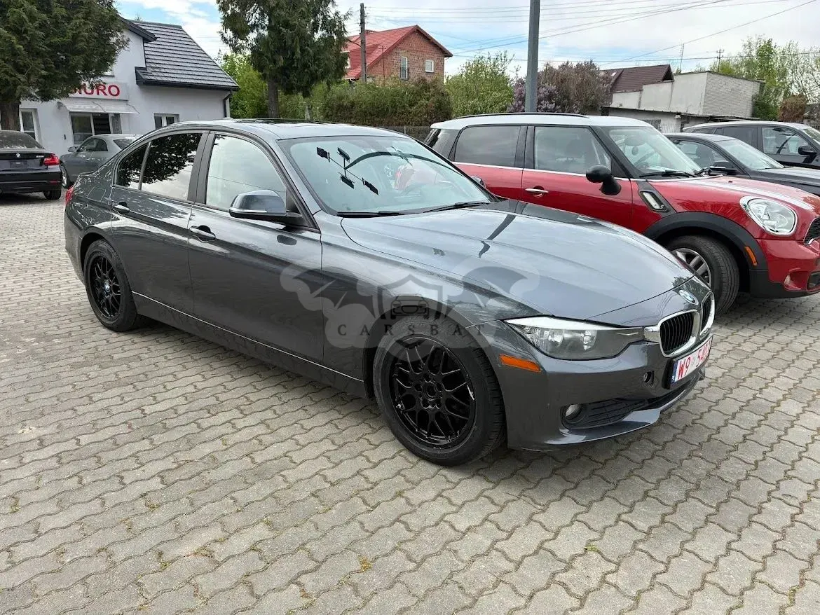 BMW 3 Series F30/F31 320i xDrive 2013