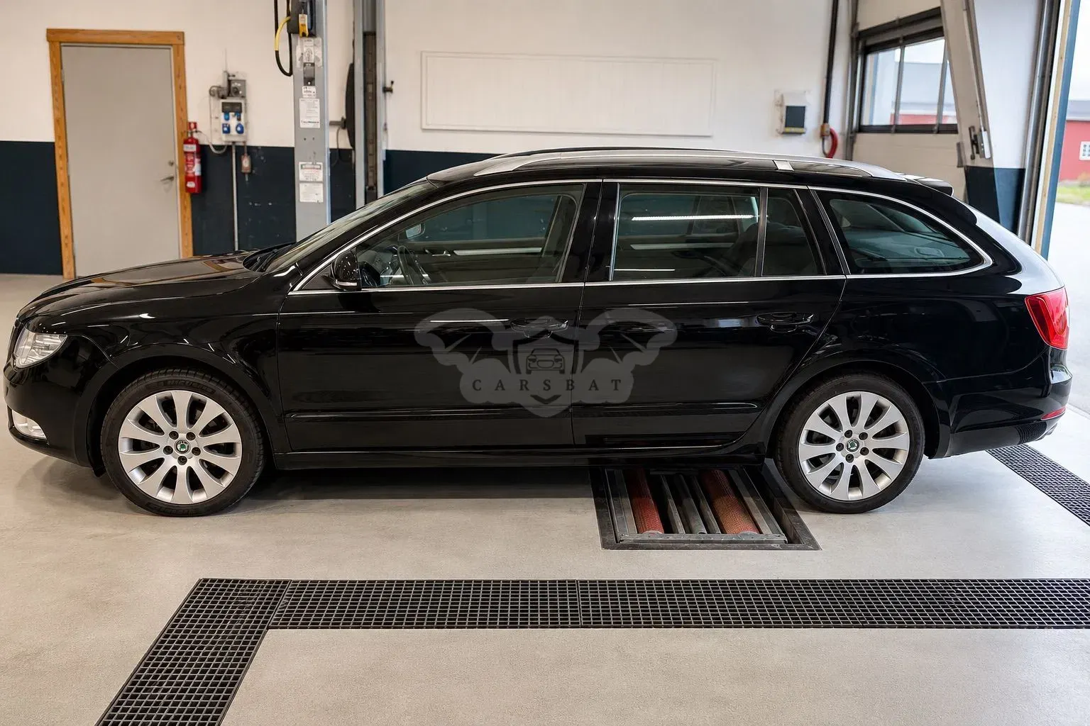 Skoda Superb II 2.0 TDI Comfort DSG 2011