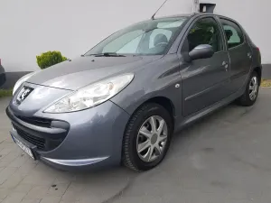 Peugeot 206 1.1 Presence 2010