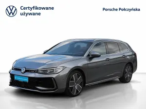 Volkswagen Passat B9 2.0 TSI R-Line Plus DSG 2025