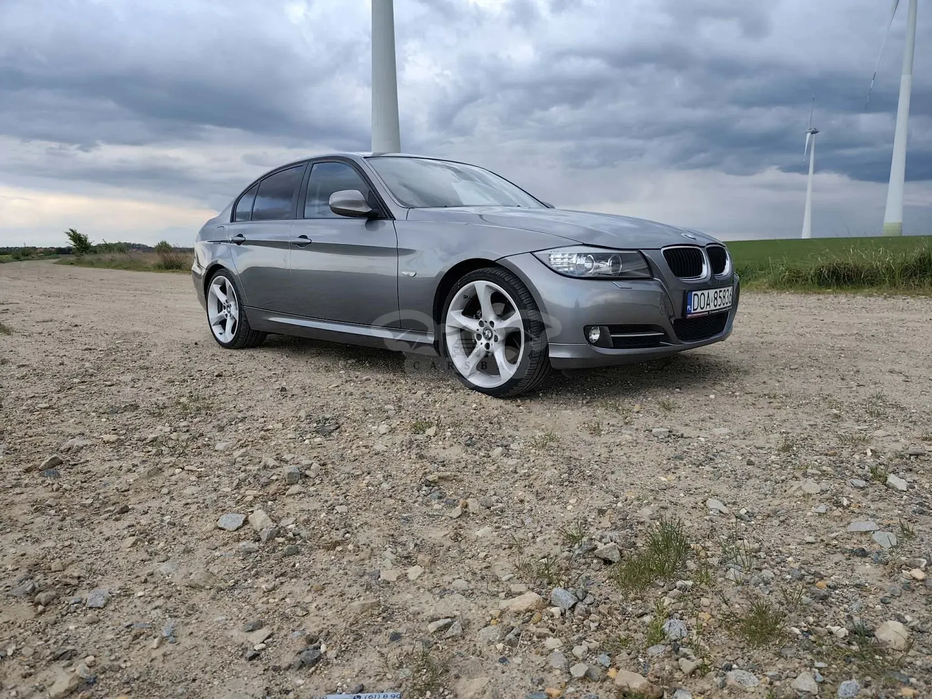 BMW 3 Series E90/E91/E92/E93 318d 2009