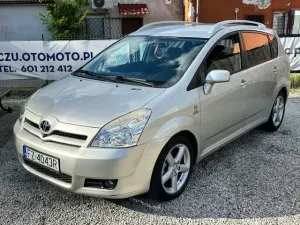 Toyota Corolla Verso 2.2 D-CAT Executive 2006