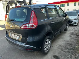 Renault Scenic III 2011