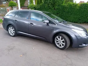 Toyota Avensis III 1.8 Luna 2011