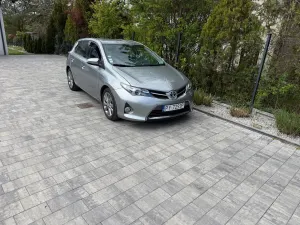 Toyota Auris II Hybrid 135 Premium 2015