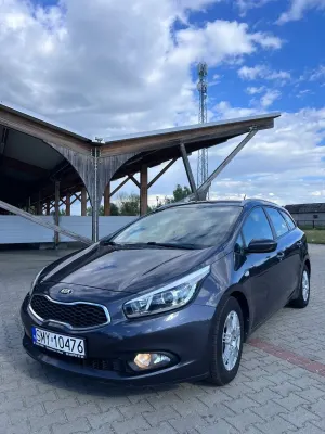 Kia Ceed II 1.6 CRDi 115 Edition 7 2014