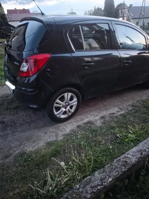 Opel Corsa D 1.2 16V Enjoy 2011