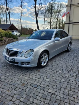 Mercedes-Benz E W211 2009