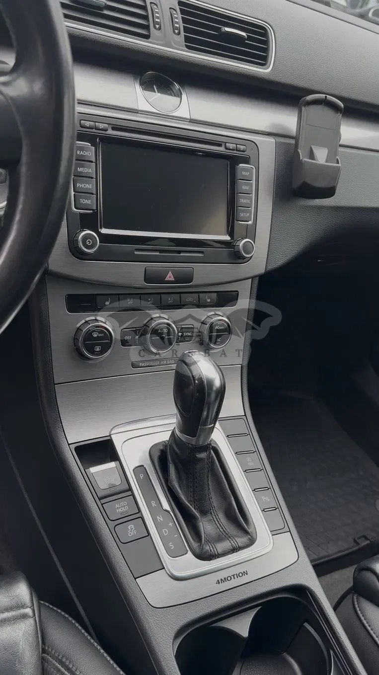 Volkswagen Passat B7 2.0 TDI DPF DSG Sportline 2012