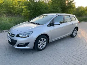 Opel Astra J 1.4 T Enjoy 2015