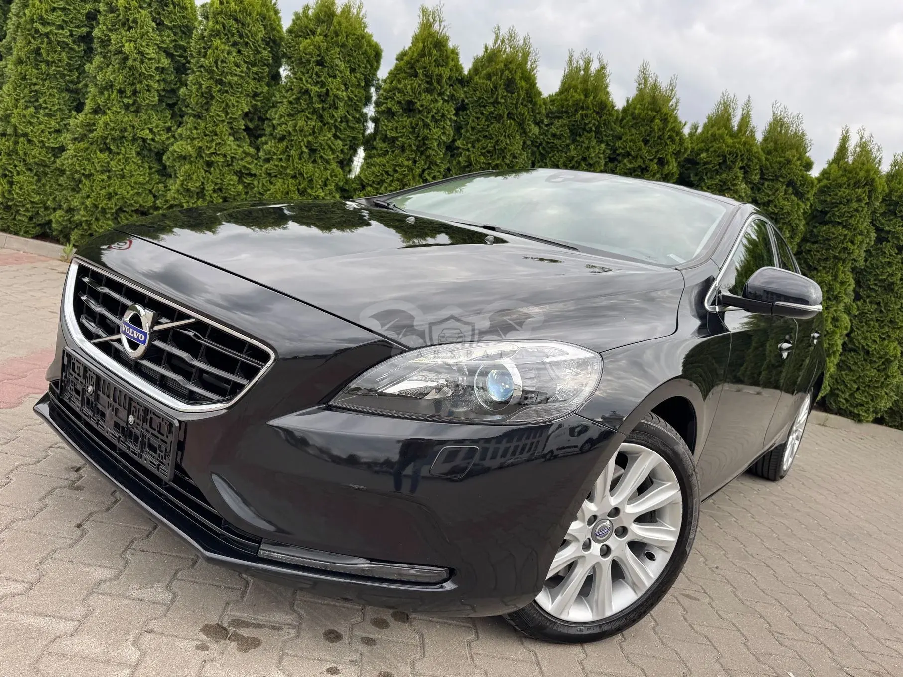 Volvo V40 II D4 Geartronic Summum 2015