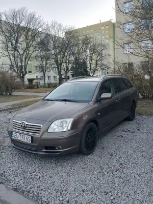 Toyota Avensis II 2.2 D-4D Sol 2006