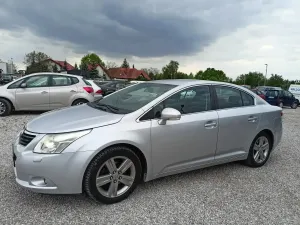 Toyota Avensis III 2011