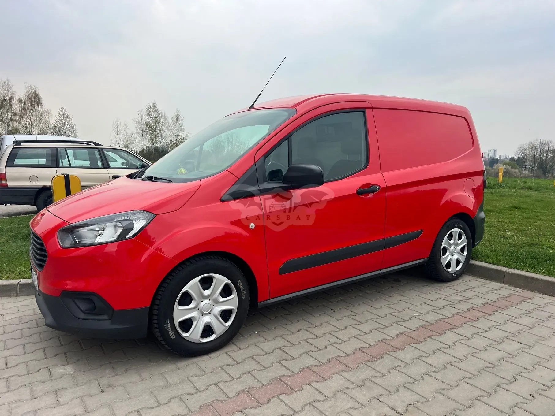 Ford Transit Courier 2021
